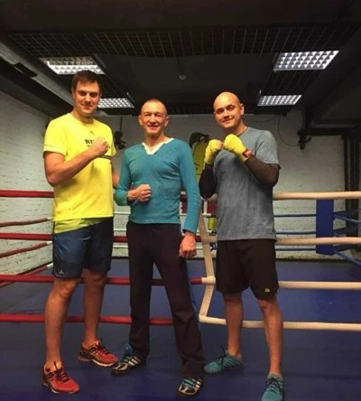 Тренировки по боксу групповые  Клуб единоборств "Груша" (12 тренировок) - купить в Хилково